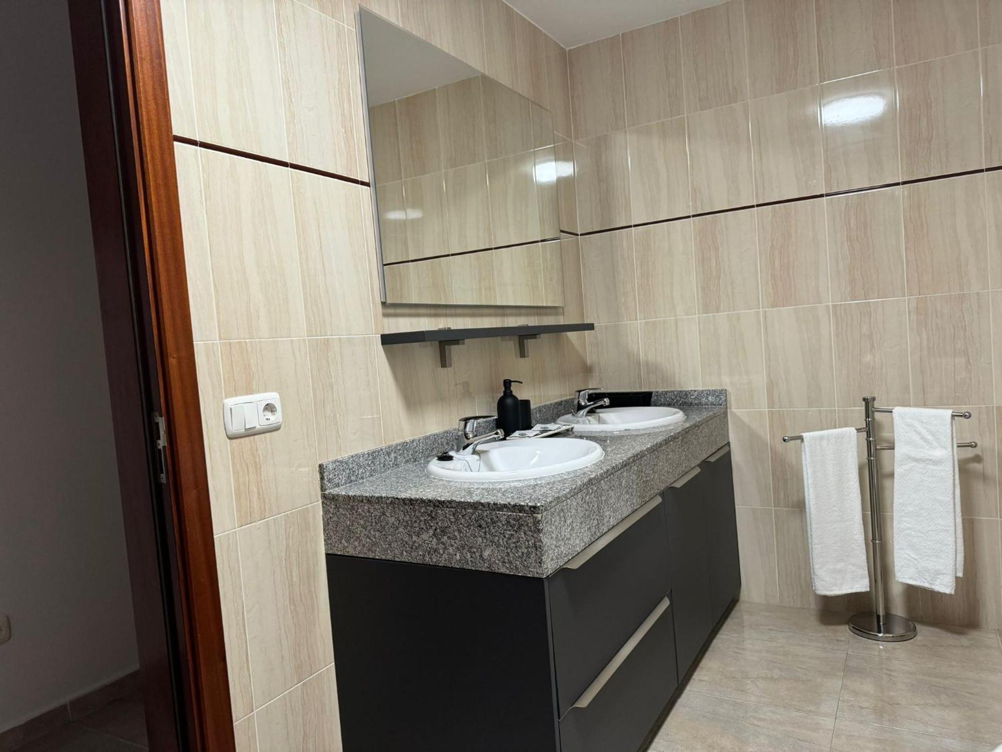 Vivienda Lanzarote Apartment อาร์เรซิเฟ ภายนอก รูปภาพ